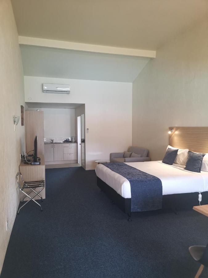Captains Quarters Motor Inn Cambridge Buitenkant foto