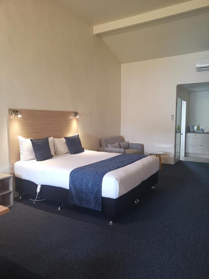 Captains Quarters Motor Inn Cambridge Buitenkant foto