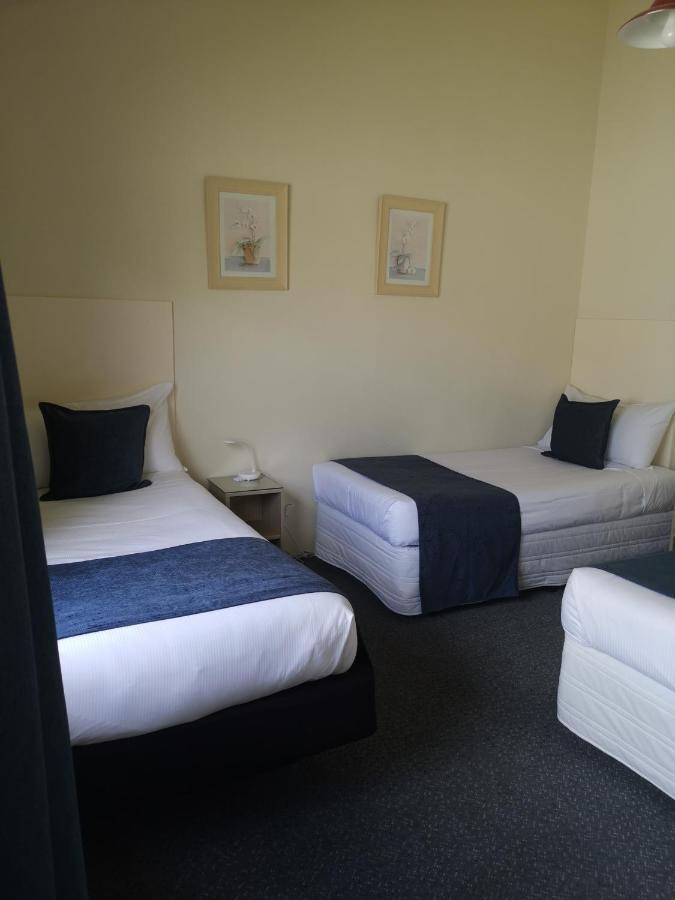 Captains Quarters Motor Inn Cambridge Buitenkant foto