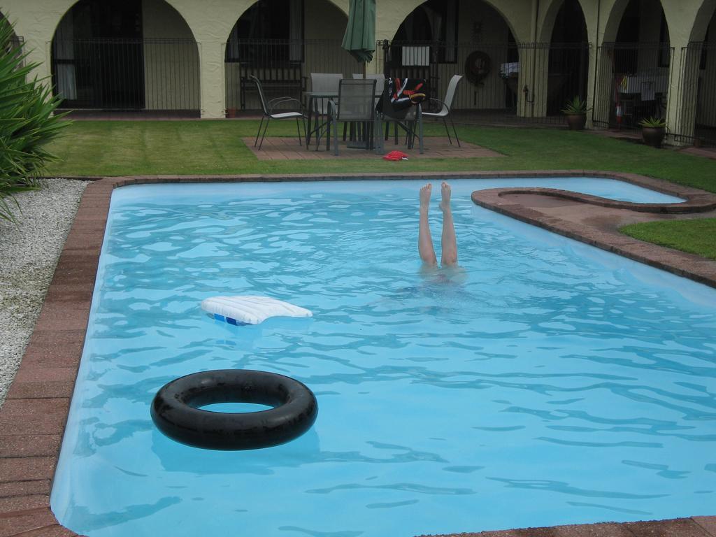 Captains Quarters Motor Inn Cambridge Buitenkant foto