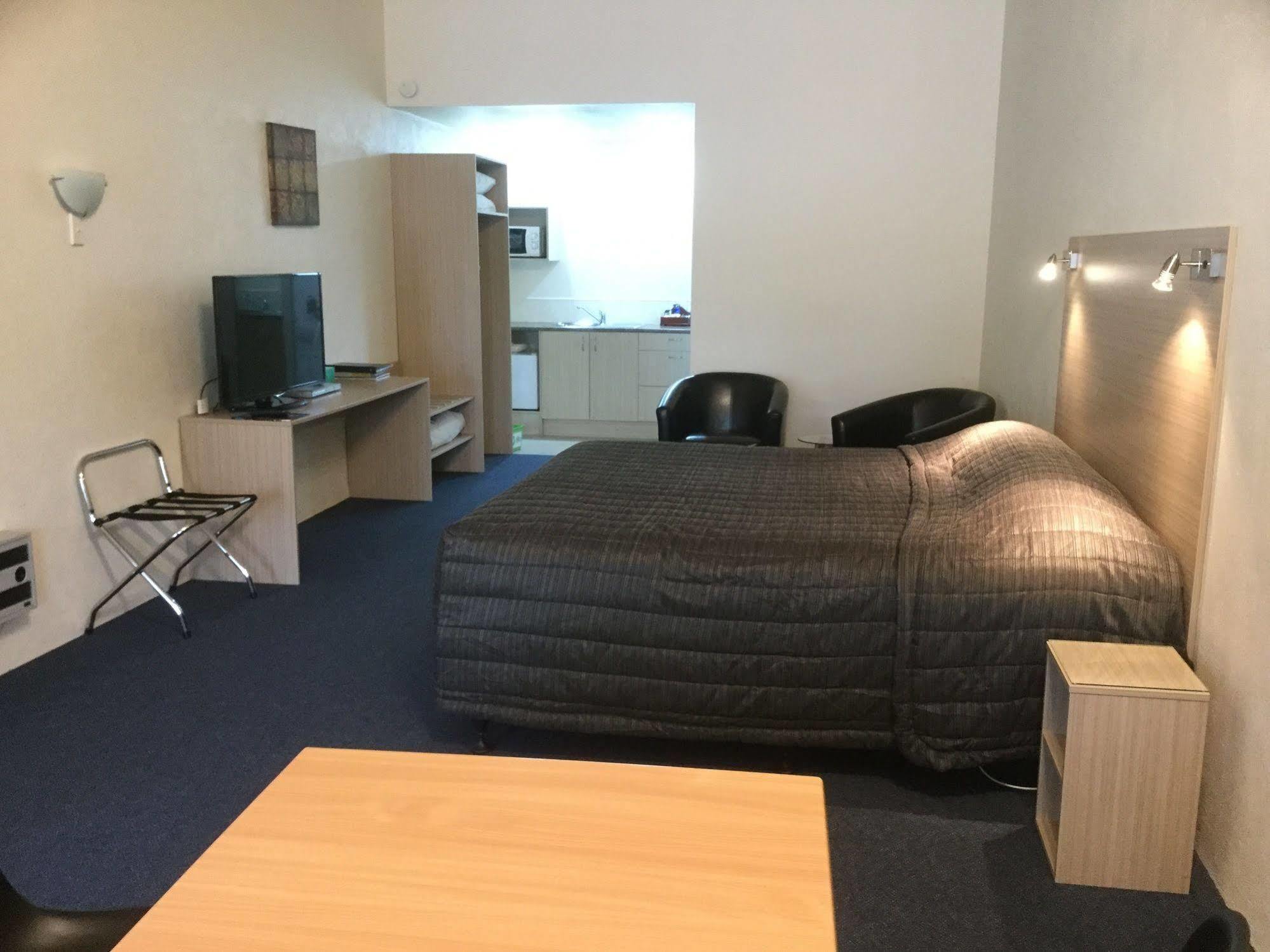 Captains Quarters Motor Inn Cambridge Buitenkant foto