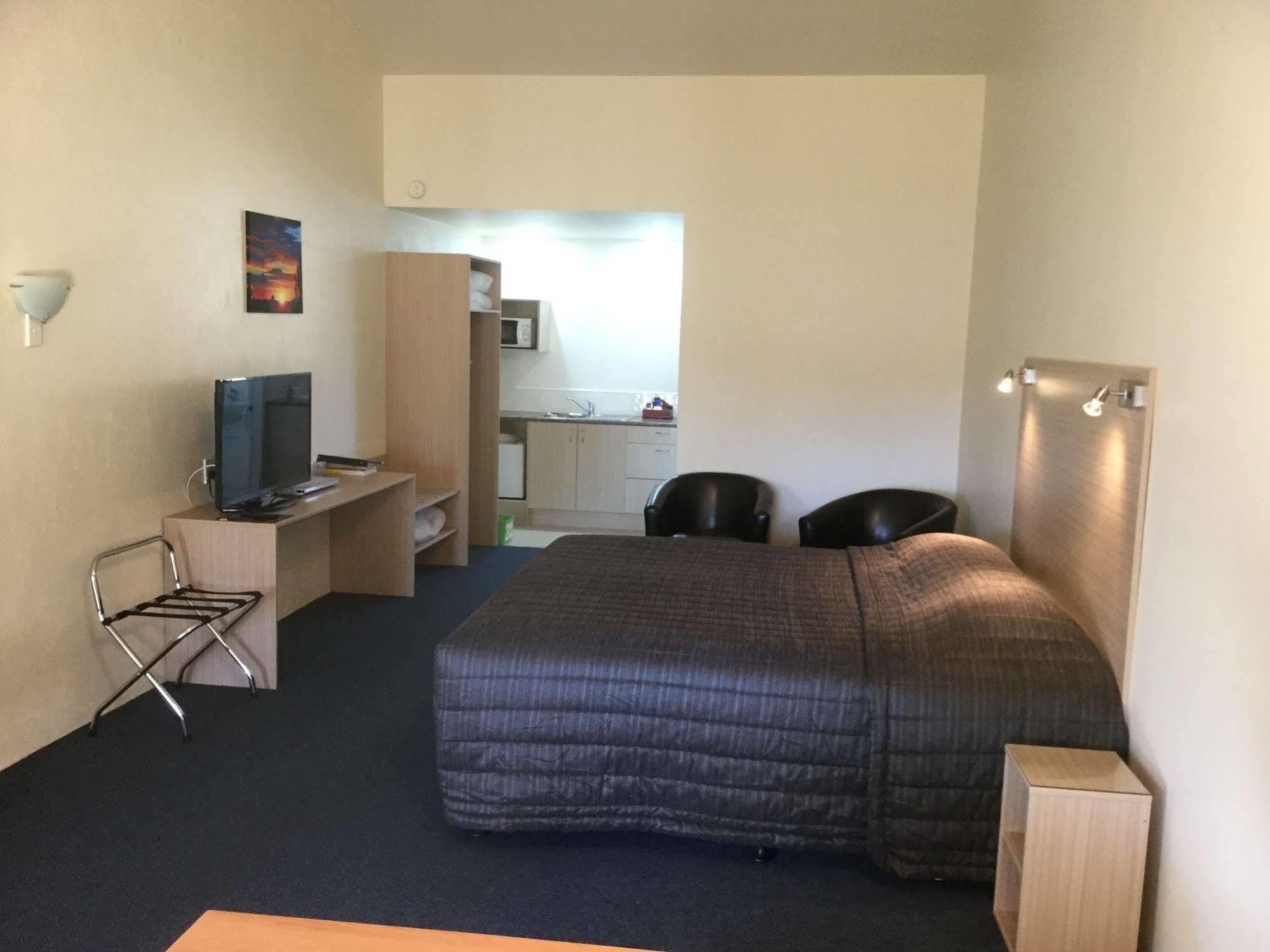 Captains Quarters Motor Inn Cambridge Buitenkant foto