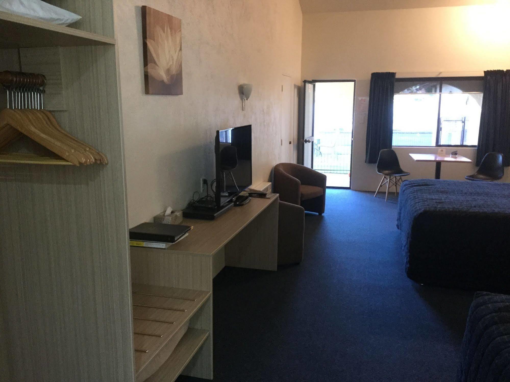 Captains Quarters Motor Inn Cambridge Buitenkant foto